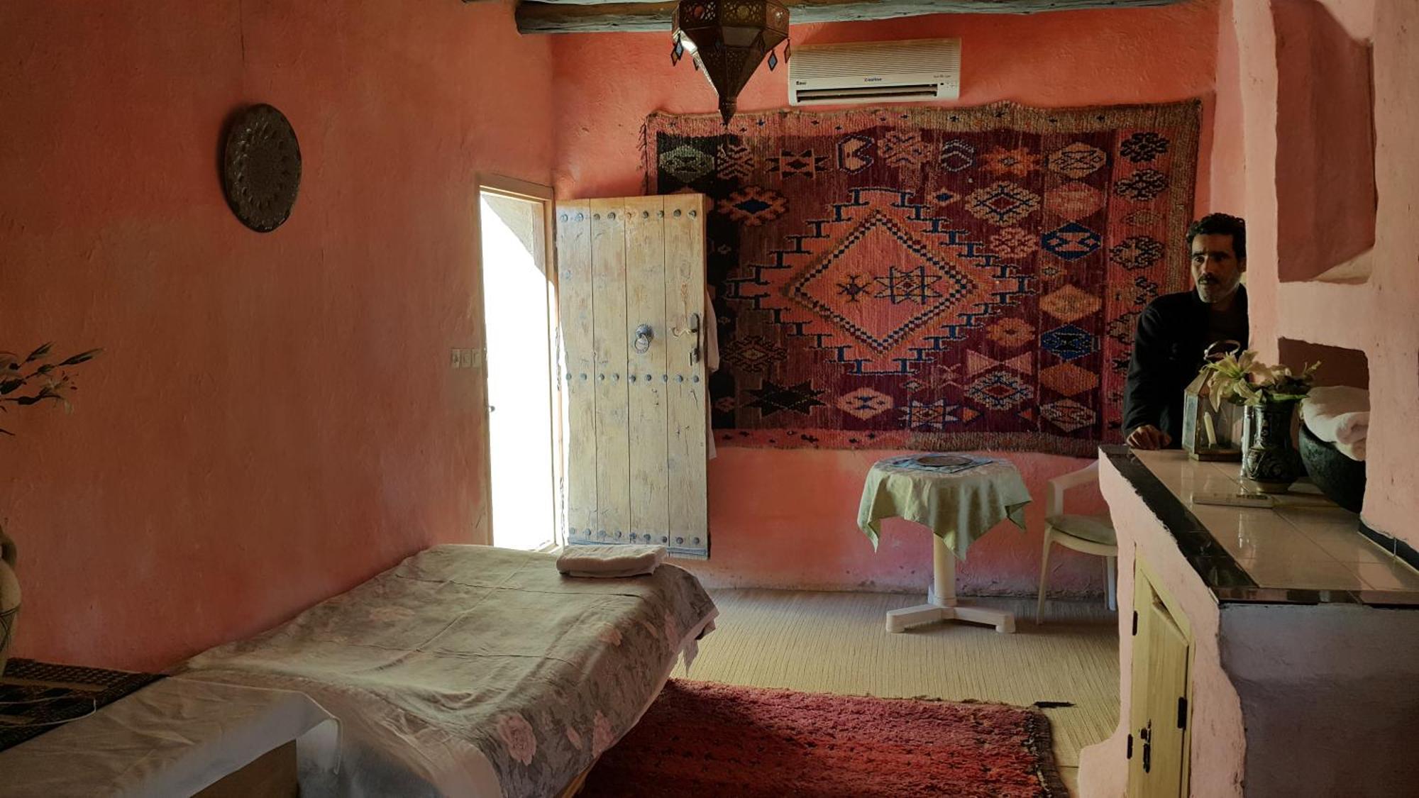 Auberge Chez Julia Мерзуга Екстер'єр фото