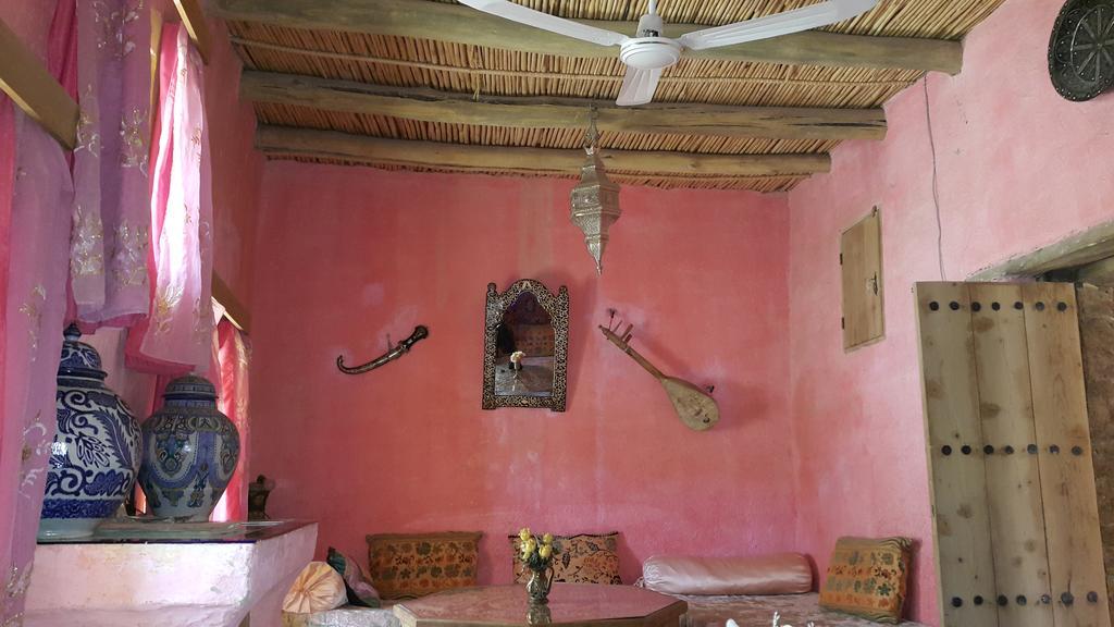 Auberge Chez Julia Мерзуга Екстер'єр фото